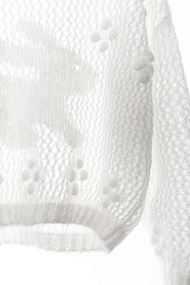 Ажурный джемпер из кидмохера