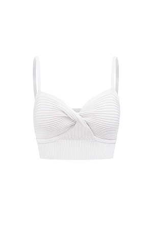 белый Трикотажный топ с перекрутом спереди на тонких бретелях. По низу топа широкая резинка для плотной фиксации на теле.