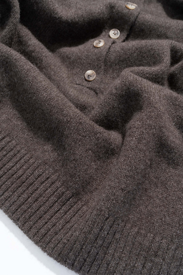 Джемпер из шерсти яка