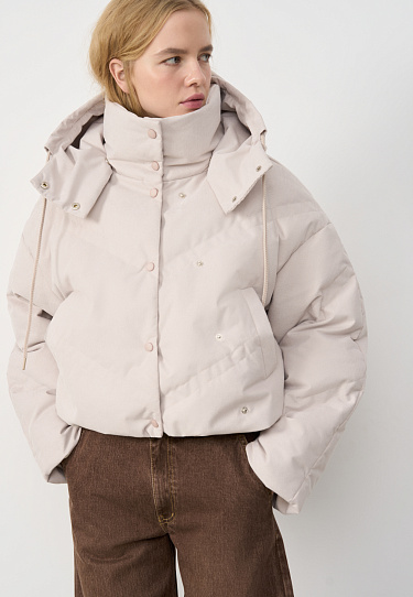 Пуховик с воротником-стойкой