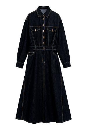 черный Джинсовое платье из 100% хлопка с рубашечным верхом и юбкой А-силуэта. Модель с длинными рукавами с манжетами, отложным воротником, карманами на груди с клапанами, шлевками на поясе для ремня, боковыми и задними карманами. Застежка на металлические пуговицы. Изделие декорировано вытачками контрастного цвета.