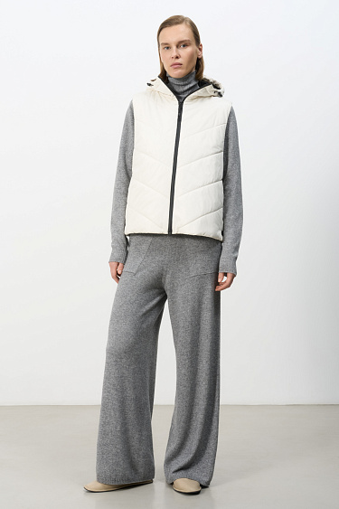 Oversize жилет с капюшоном