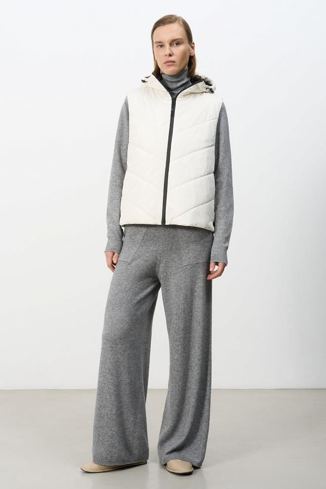 Oversize жилет с капюшоном