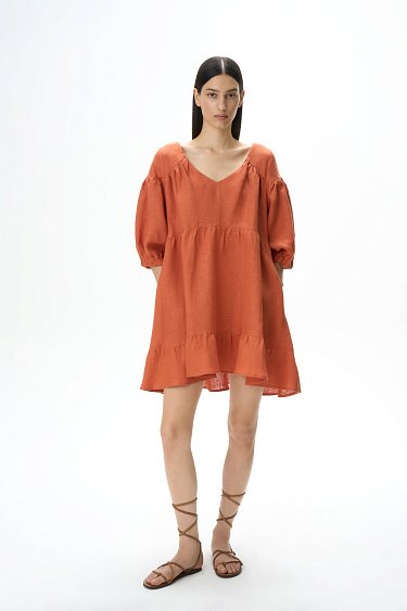 Льняное платье с завязками на спине