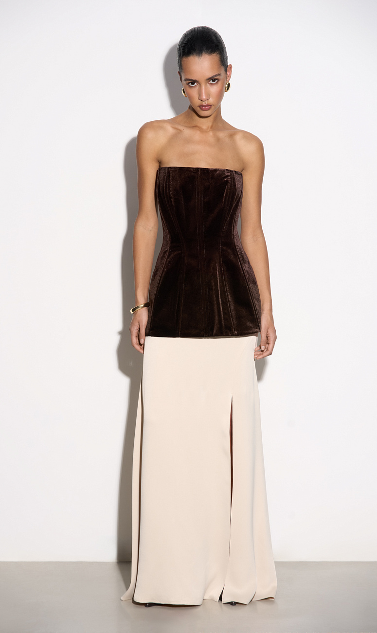 BRUSNIKA. Образ 60 из коллекции night collection