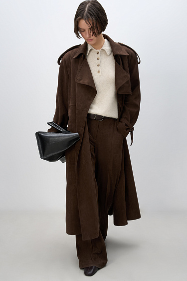 Двубортный тренч под замшу