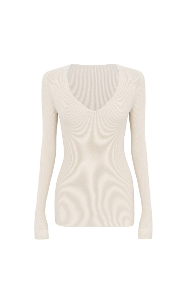 Лонгслив с V-образным вырезом