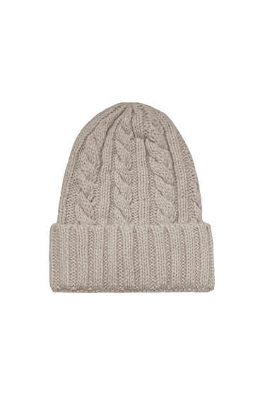 Шапка из шерсти