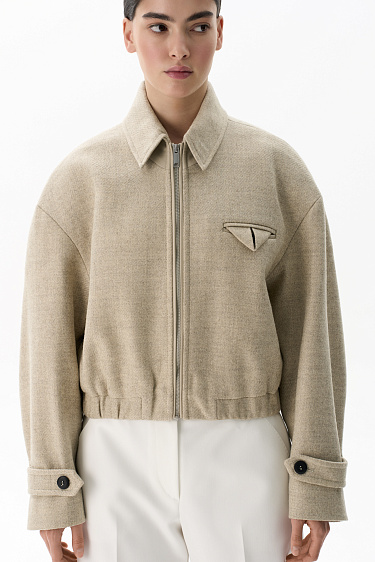 Шерстяной бомбер с отложным с воротником