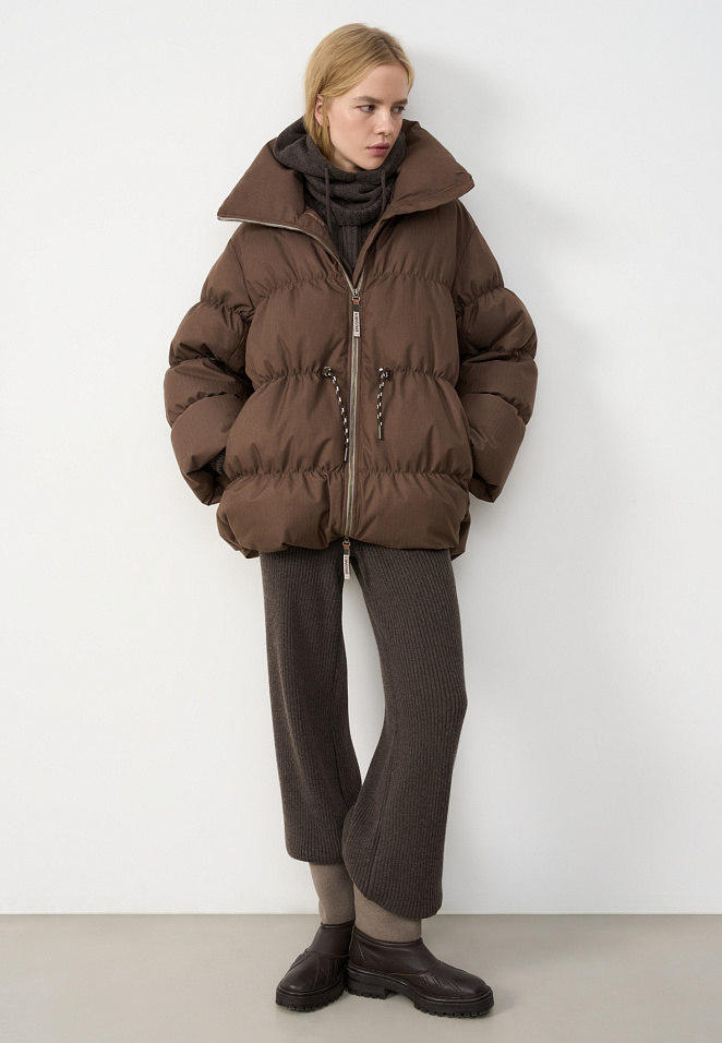 Стеганый объемный пуховик