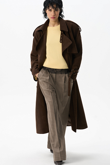 Двубортный тренч под замшу