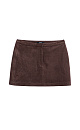 Юбка длины мини из ткани с имитацией внешнего вида и свойств натуральной замши. Застежка на скрытую пуговицу и молнию спереди. 