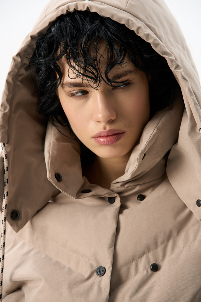 Пуховик с двойной отстрочкой 