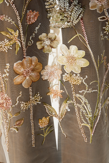 Прозрачная юбка с вышивкой