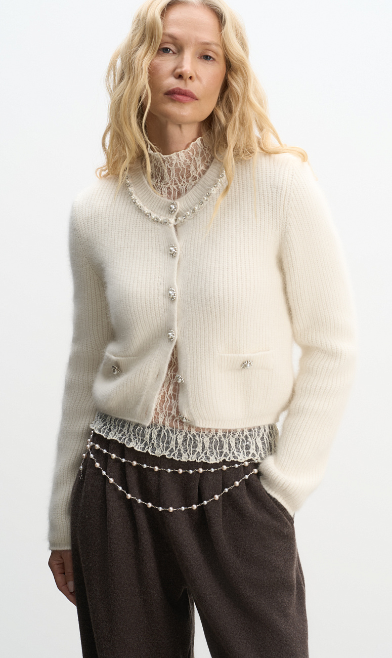 BRUSNIKA. Образ 13 из коллекции winter collection