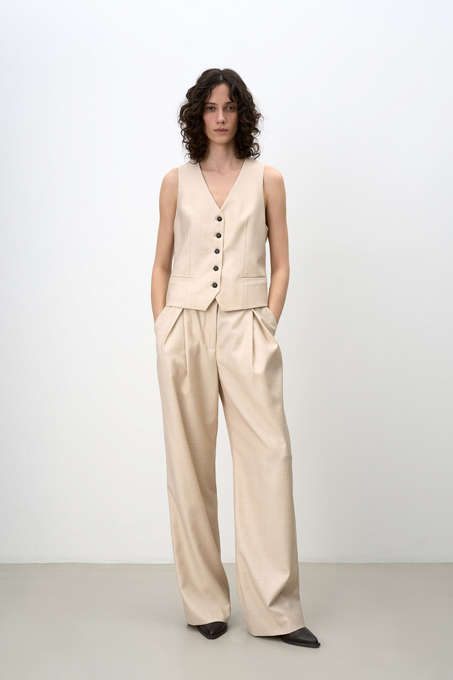 Классические брюки из шерсти с объемными складками