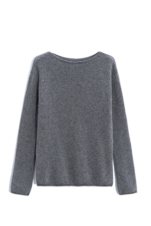 графит Трикотажный лонгслив из пуха лисы. Модель по фигуре со спущенной линией плеч и вырезом горловины лодочка.&nbsp;&nbsp;