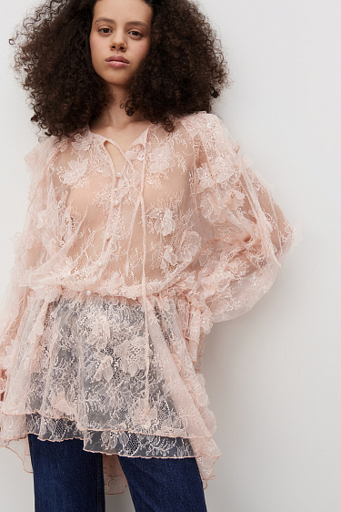 Кружевное мини-платье