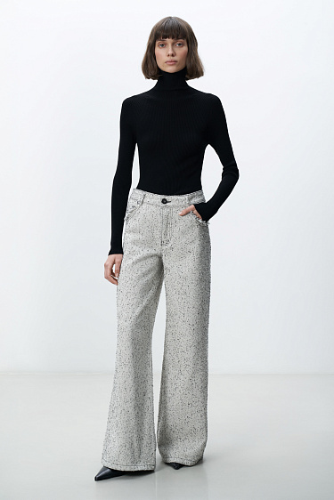 Прямые джинсы с бахромой 