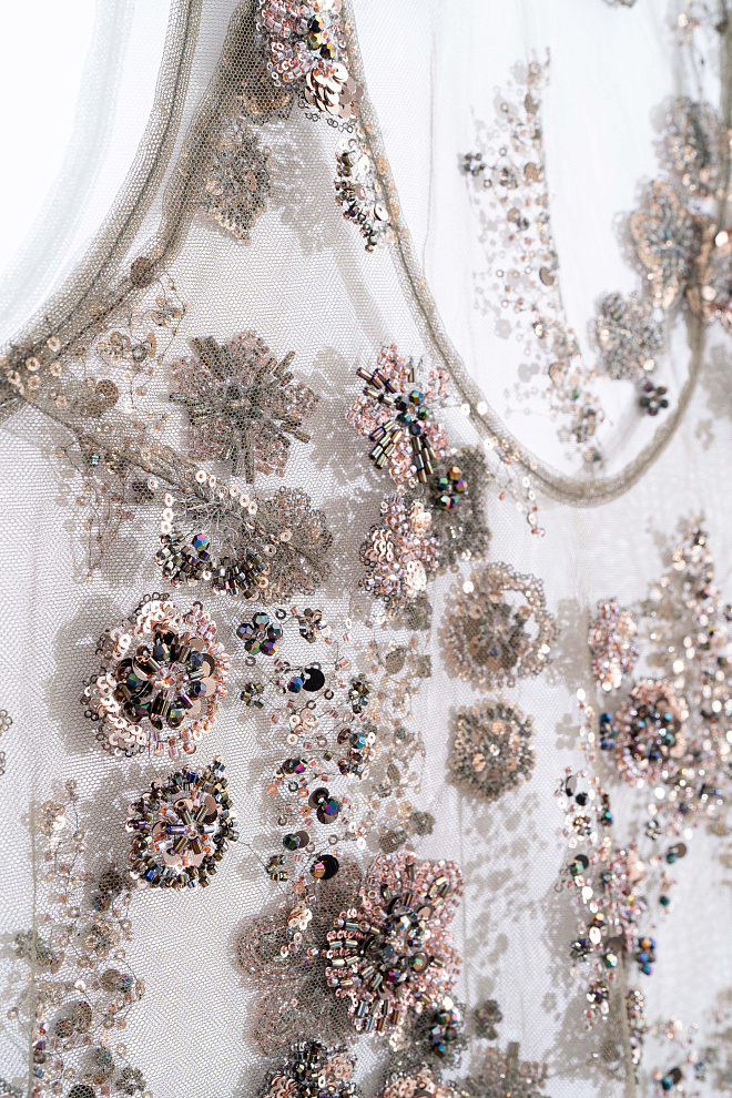 Прозрачный топ, расшитый бисером