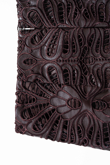 Юбка из экокожи с кружевом