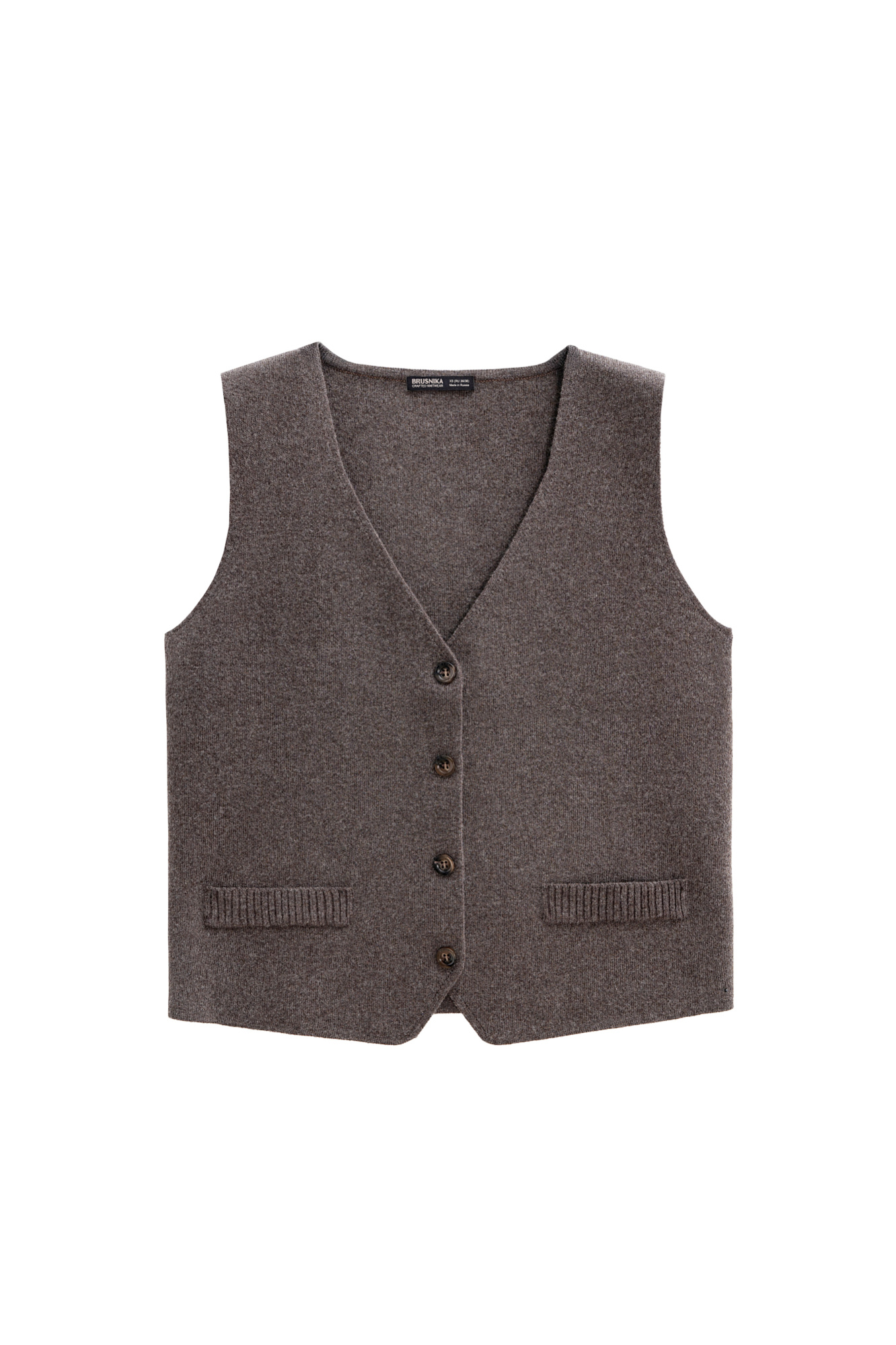 Трикотажный жилет из смесовой шерсти с кашемиром. Модель прямого кроя с V-образным вырезом и застежкой на пуговицы. Имитация карманов. Без подкладки.
