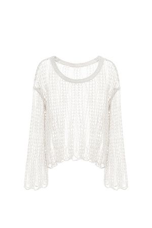 белый Полупрозрачный ажурный джемпер. Модель свободного силуэта со спущенной линией плеча. Дополнить образ можно юбкой в таком же стиле.