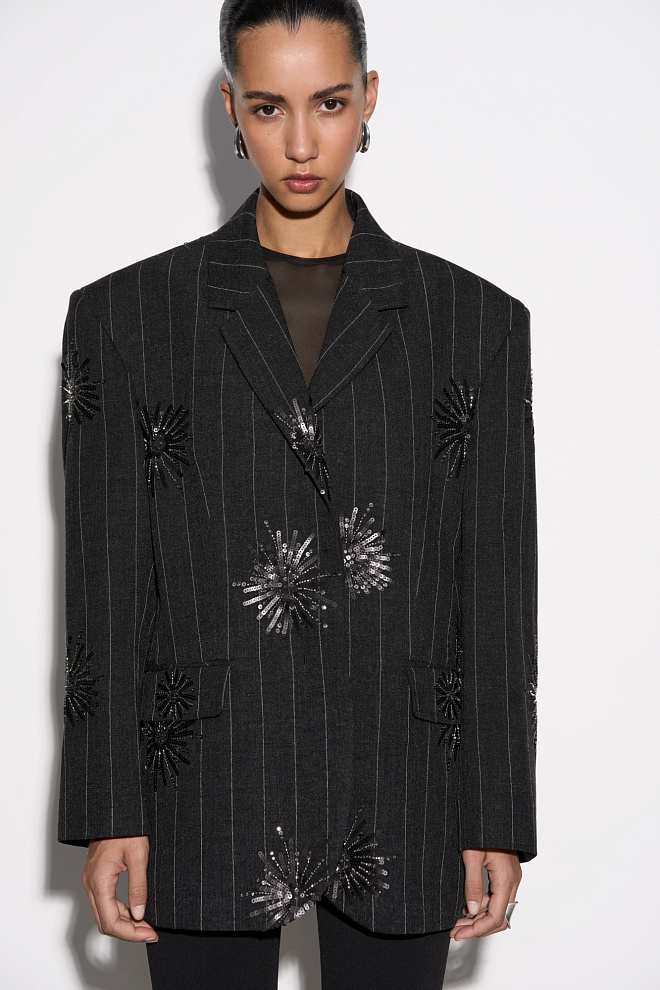 Жакет с пайетками