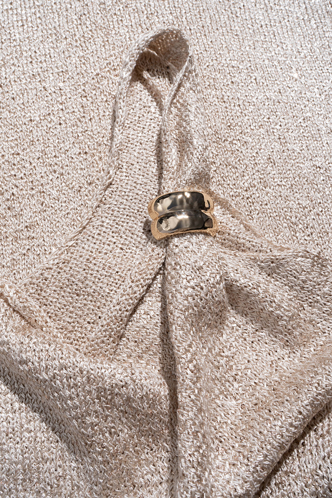 Платье с пайетками на бретельках