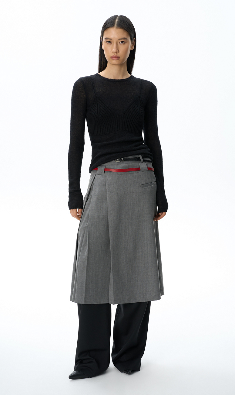 BRUSNIKA. Образ 14 из коллекции red and black