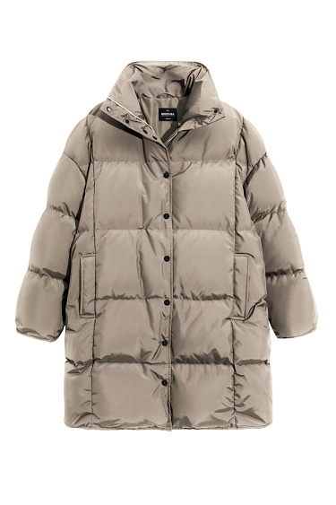 Пуховик с капюшоном и трикотажными манжетами