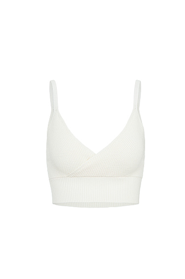 Топ на тонких бретелях