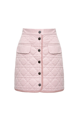 Қатаң бастық порно көреді