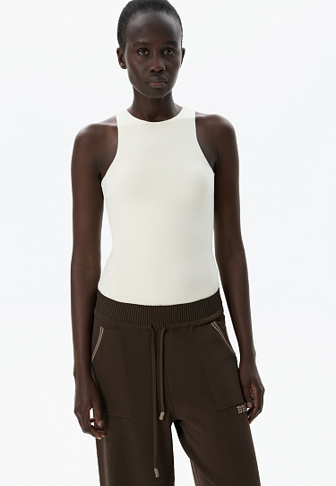 Трикотажное боди без рукавов