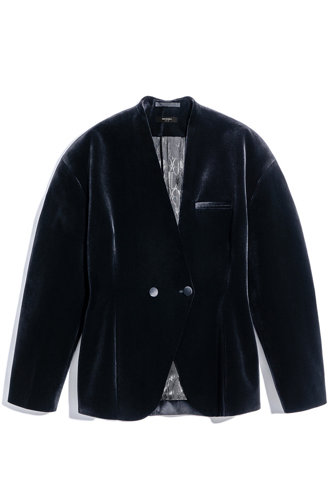 Бархатный жакет с объемными рукавами