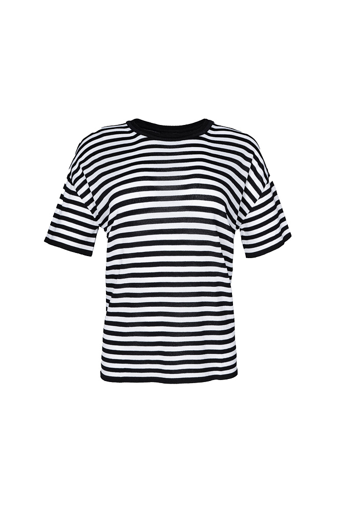 Футболка в полоску