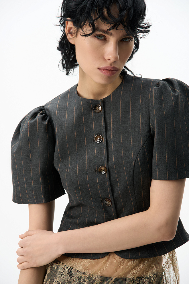 Жакет в полоску с рукавами-фонариками