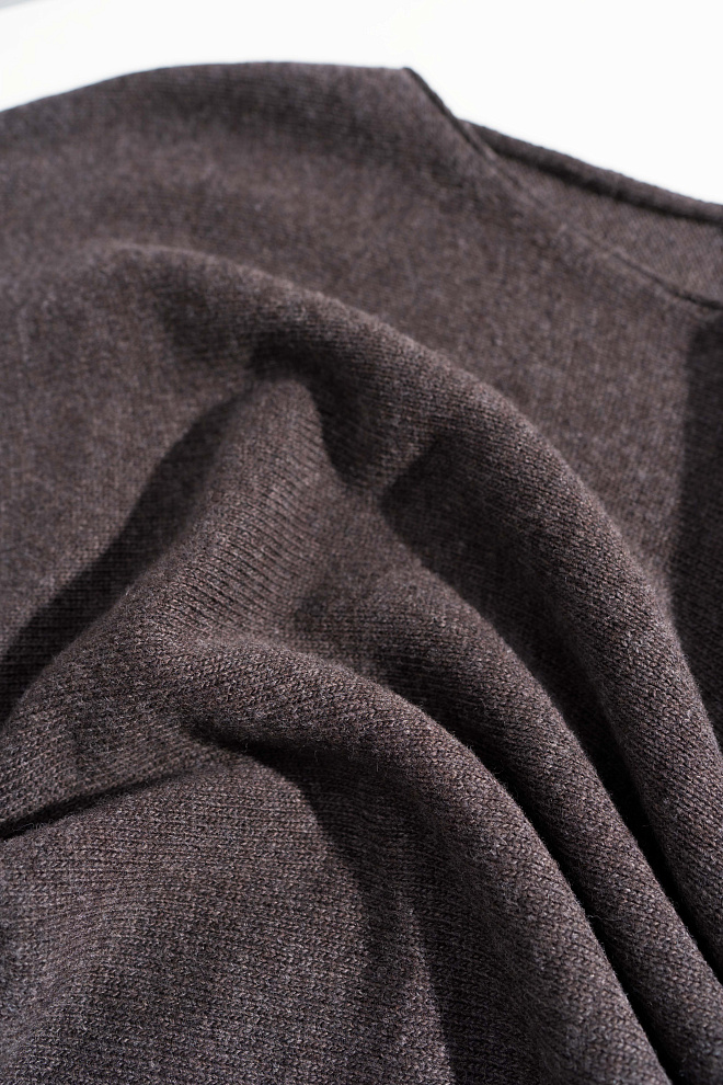 Джемпер с рукавами летучая мышь