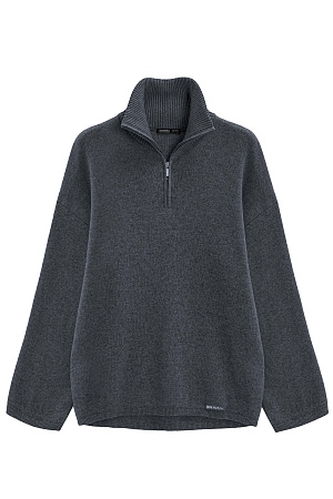 графит Трикотажный джемпер из кашемира и шерсти. Модель свободного кроя, с высоким воротом на молнии и спущенной линией плеч. Ворот и края изделия выполнены в рубчик. 