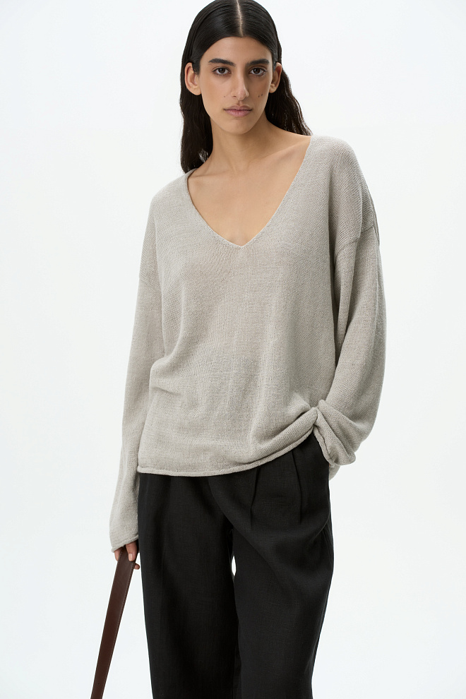 Джемпер с V-образным вырезом из 100% льна