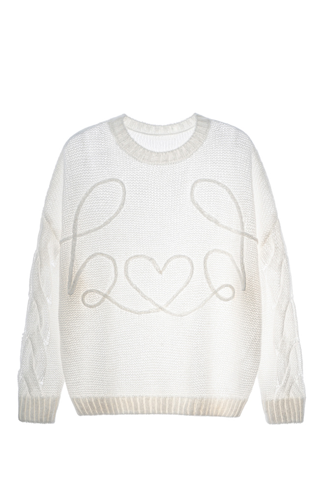 Джемпер с объемным декором