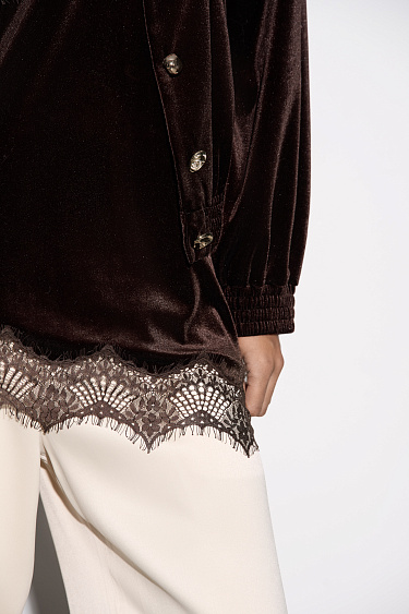 Бархатный топ с кружевом