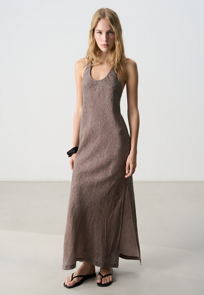 Сарафан с перекрутом на спине