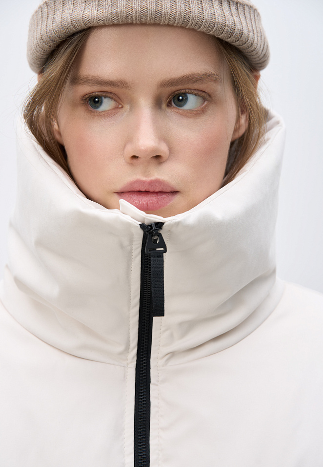 Пуховик с кулиской на талии