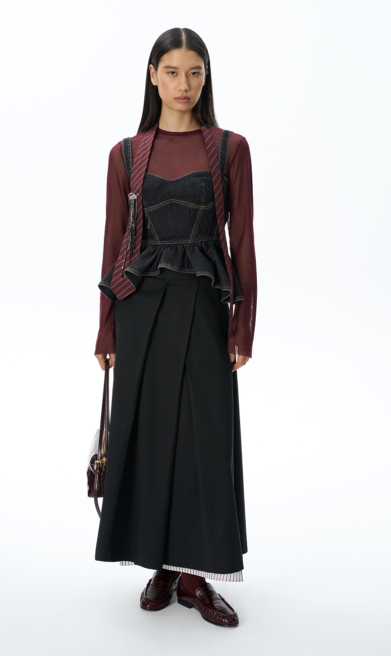 BRUSNIKA. Образ 26 из коллекции red and black