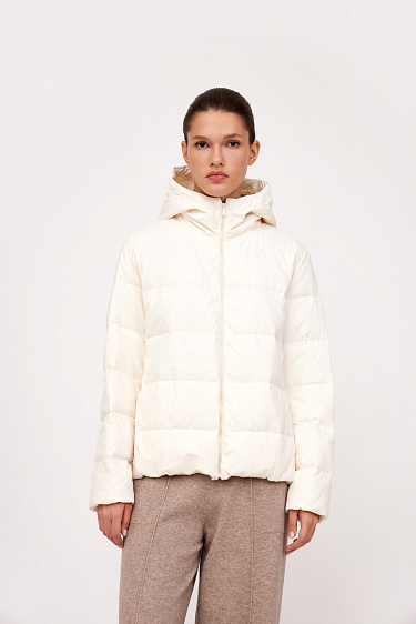 Тонкий пуховик 