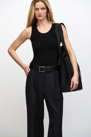 Удлиненная трикотажная майка