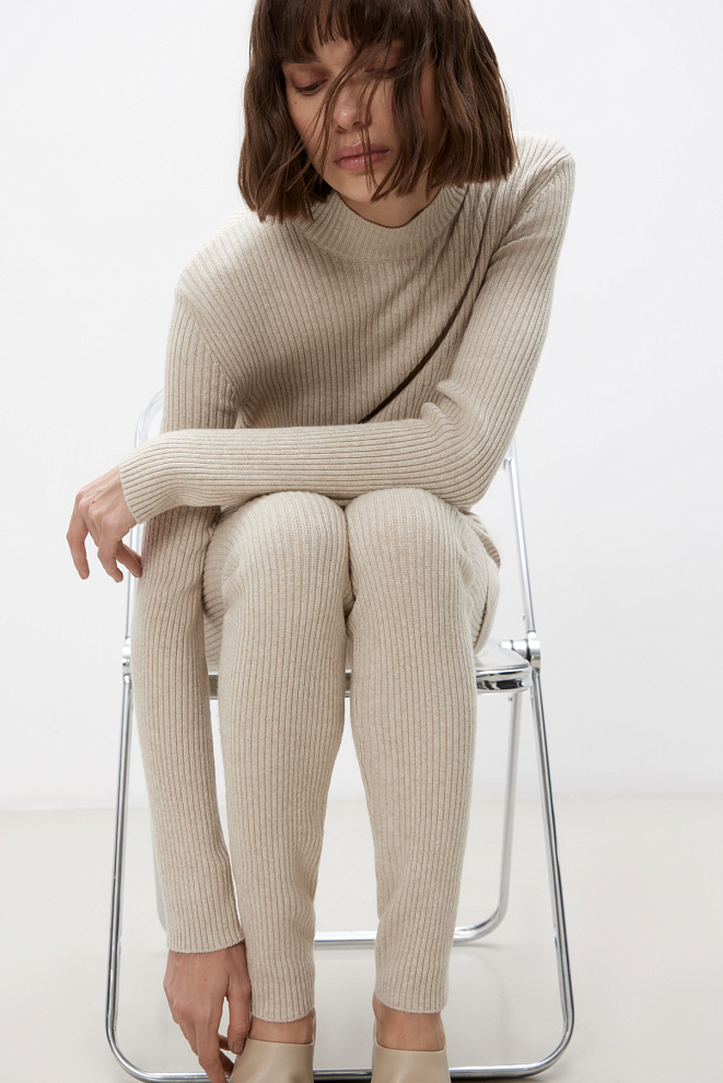 Водолазка с воротником-стойкой