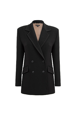 черный Приталенный двубортный жакет из вискозы с отстрочой и боковыми карманами. Дополнить образ можно брюками и жилетом. 