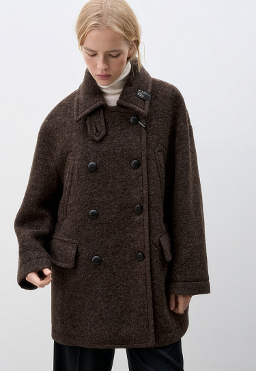 Двубортное пальто 